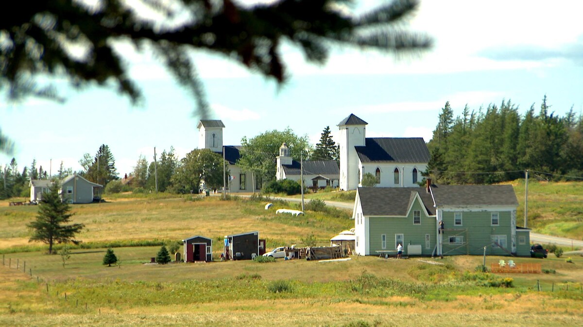 Bâtiments du petit village de Minudie